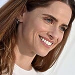 Amanda Peet