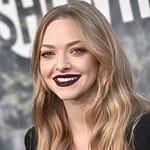amanda-seyfried-black