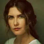 amber-hodgkiss-bios