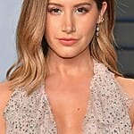 ashley-tisdale-heiht