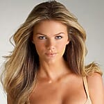 brooklyn-decker-bra