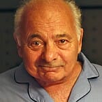 burt-young-bio