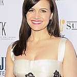 carla-gugino-measurements