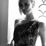 charlize-theron-black-and-white
