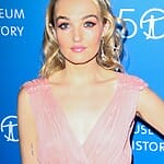 Chloe Fineman