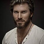 christopher-russell-height