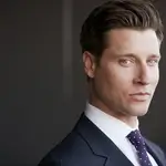 damon-runyan-face
