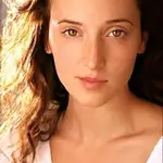 daniella-alma-height