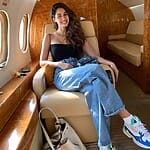 disha-patani-aeroplane-travel