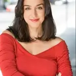 Elena Araoz