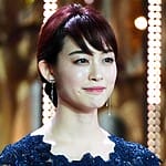 elina-arai-smile