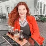 elizabeth-lackey-bio