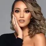 elle-smith-height