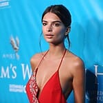 Emily Ratajkowski