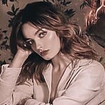 Emma Mackey