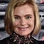 Erika Eleniak