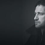gerard-butler-color