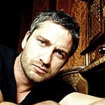 gerard-butler-selfie