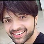 Himesh-Reshammiya-selfi