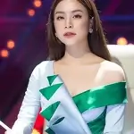 Hoang Thuy Linh - Profile, Net worth and Facts