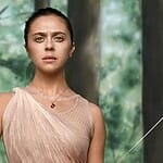 Bel Powley