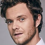 jack-quaid-body