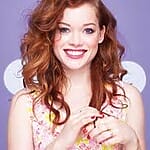 jane-levy-smile