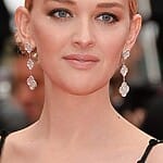 jess-weixler-name