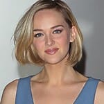 jess-weixler-son