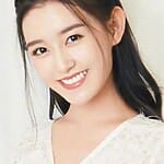 Jiang Yiyi