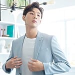 kim-ji-soo-hihr