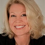 Leslie Easterbrook