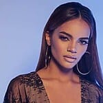 Leslie Grace
