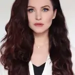 liesl-ahlers-face