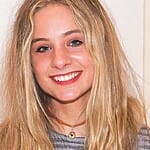 Lizzy Declement