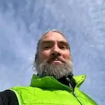 lukas-hassel-profile