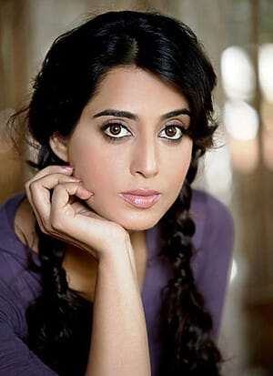 Mahi Gill Early Life And Upbringing