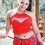 manya-actress-hghit