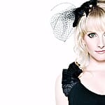 melissa-rauch-eyes-1