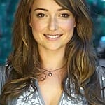 Milana Vayntrub