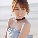 minami-takahashi-singer