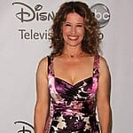 Nancy Travis