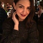 nazanin-boniadi-looking-gorgeous-while-posing-for-a-pict-in-may-2019