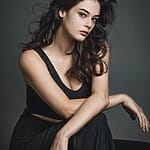 neva-leoni-age