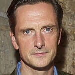 Nicholas Gleaves