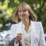 nicola-walker-bio