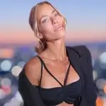 nicole-neumann-height