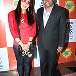 rakhi-sawant-with-johnny-lever