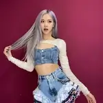 rose-singer