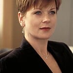 samantha-bond-height